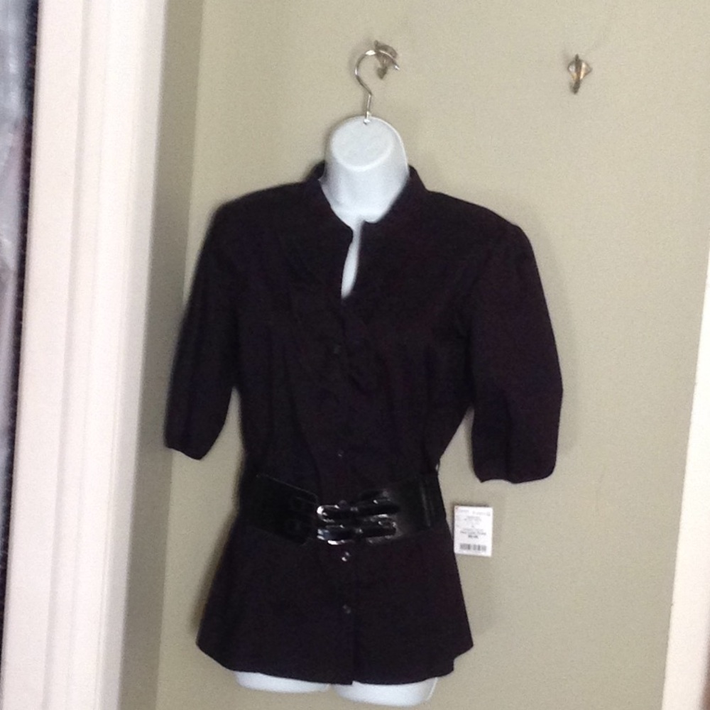 Short sleeve top